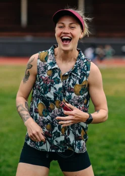 Oiselle Benjamina Button Sleeveless