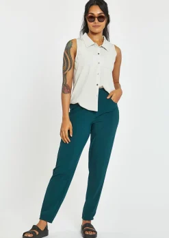 Oiselle Benjamina Button Sleeveless