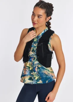 Oiselle Benjamina Button Sleeveless