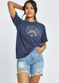 New Oiselle Crest Easy Fit Tee