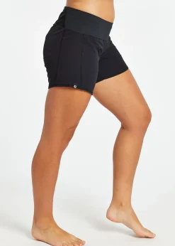 Sale Oiselle Featherweight Long Roga Shorts