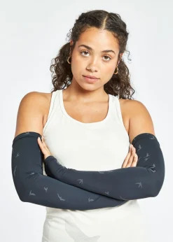 Clearance Oiselle Firecracker Reflective Armwarmers