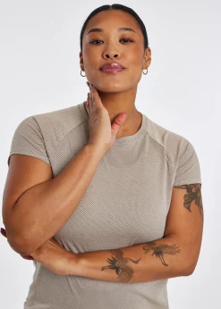 Online Oiselle Flyout Short Sleeve