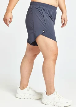 Clearance Oiselle Long Flyout Shorts