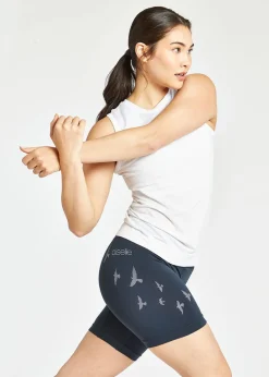 New Oiselle Long Seamless Running Shorts