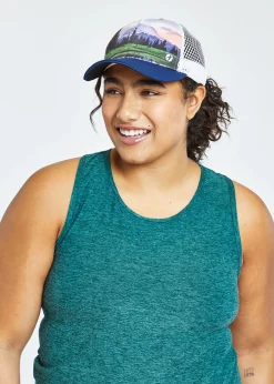 Discount Oiselle Runner Trucker