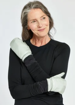 Discount Oiselle Super Puff Mittens