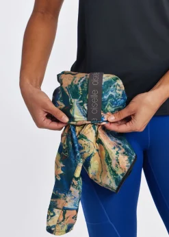 Clearance Oiselle Whirlwind Jacket Bright Marble